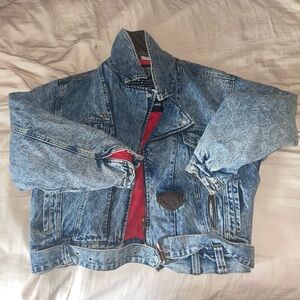 Authentic Women’s 80s Dakota Blue Denim Jacket